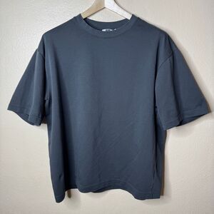 Uniqlo Shirt Mens XXL Gray Airism Crewneck Short Sleeve Cotton Blend Preppy